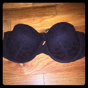 VS black all over lace strapless bra